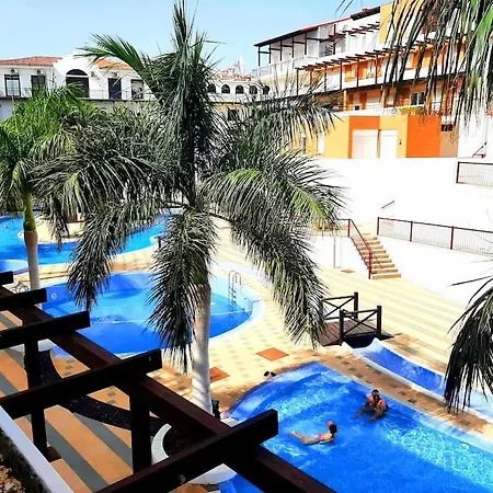 Classic Style With Pools Appartement